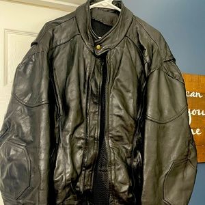 2XL Black Leather lined bomber style jacket.